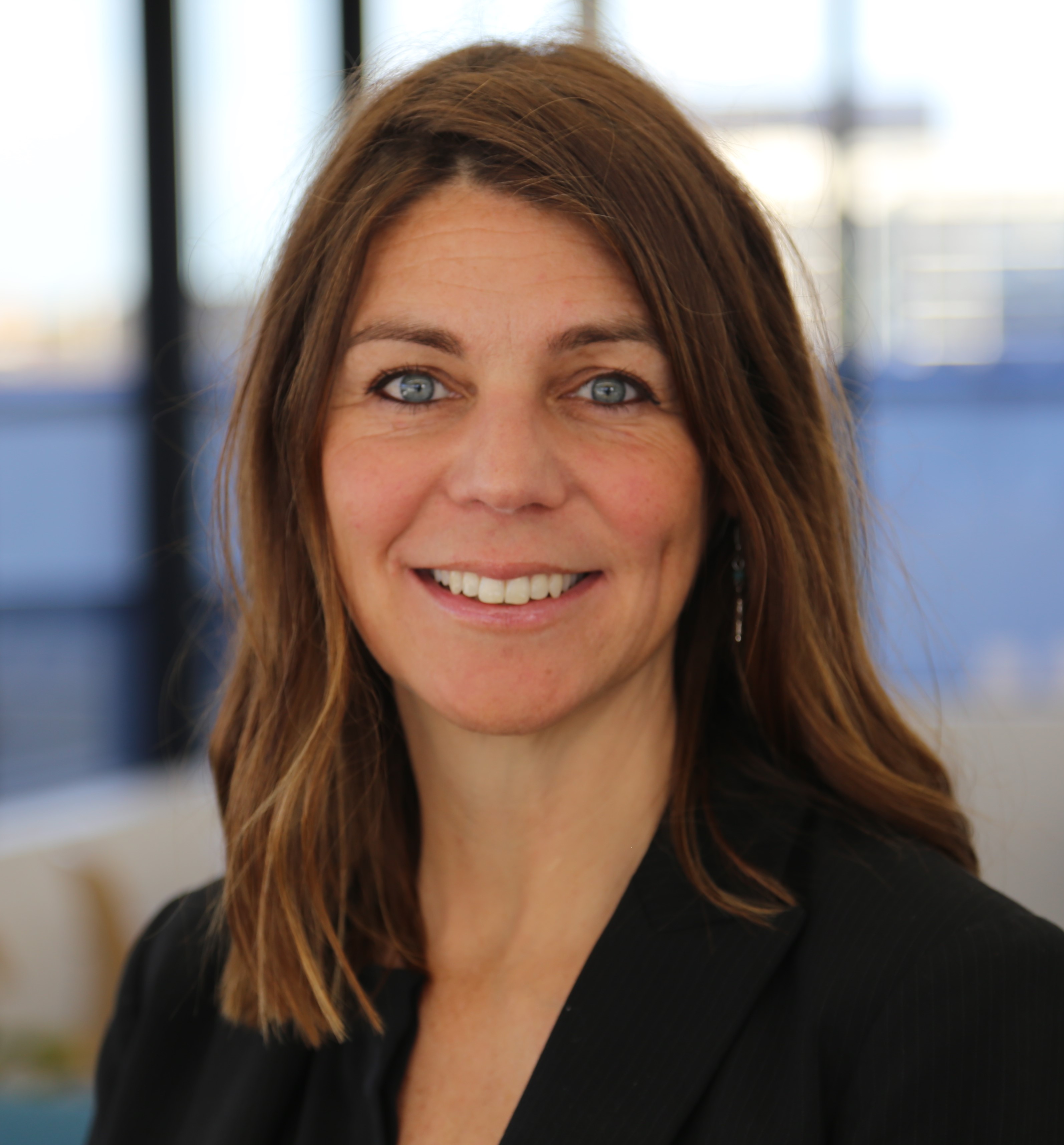 Professor Victoria Manning